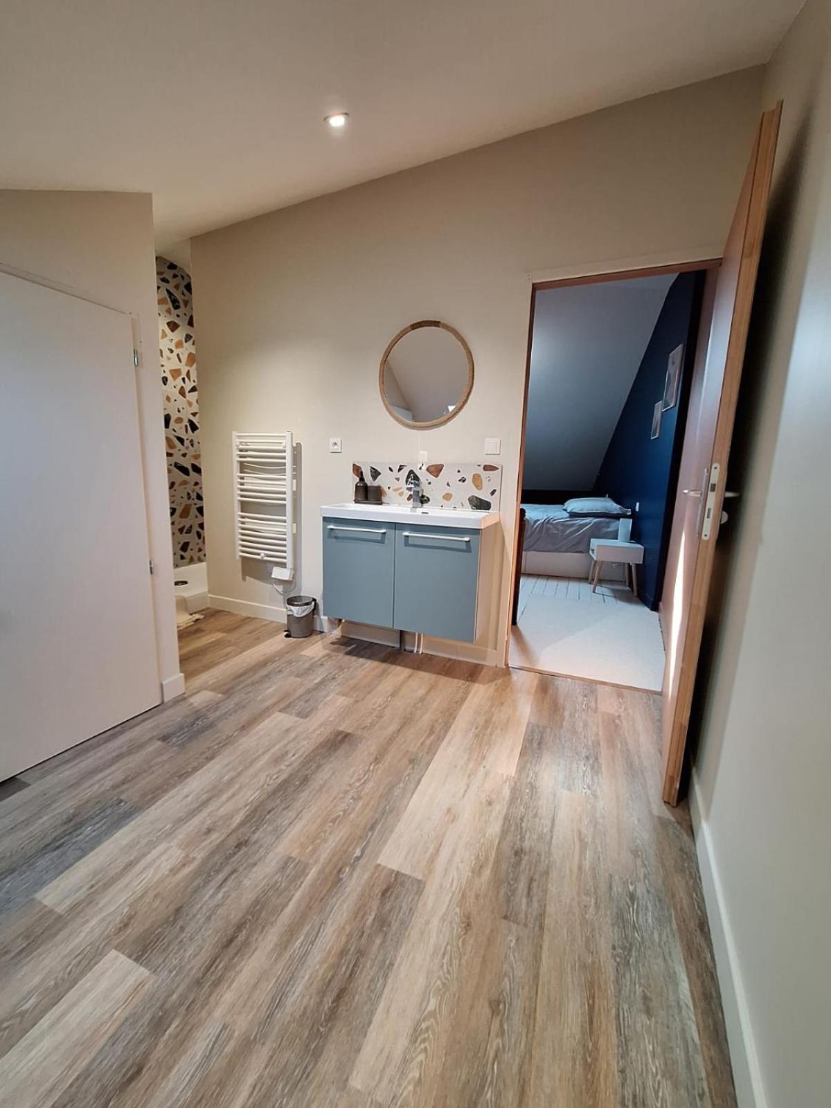 Charmante Maison A 2Min De La Porte St Jacques A パルトネー エクステリア 写真