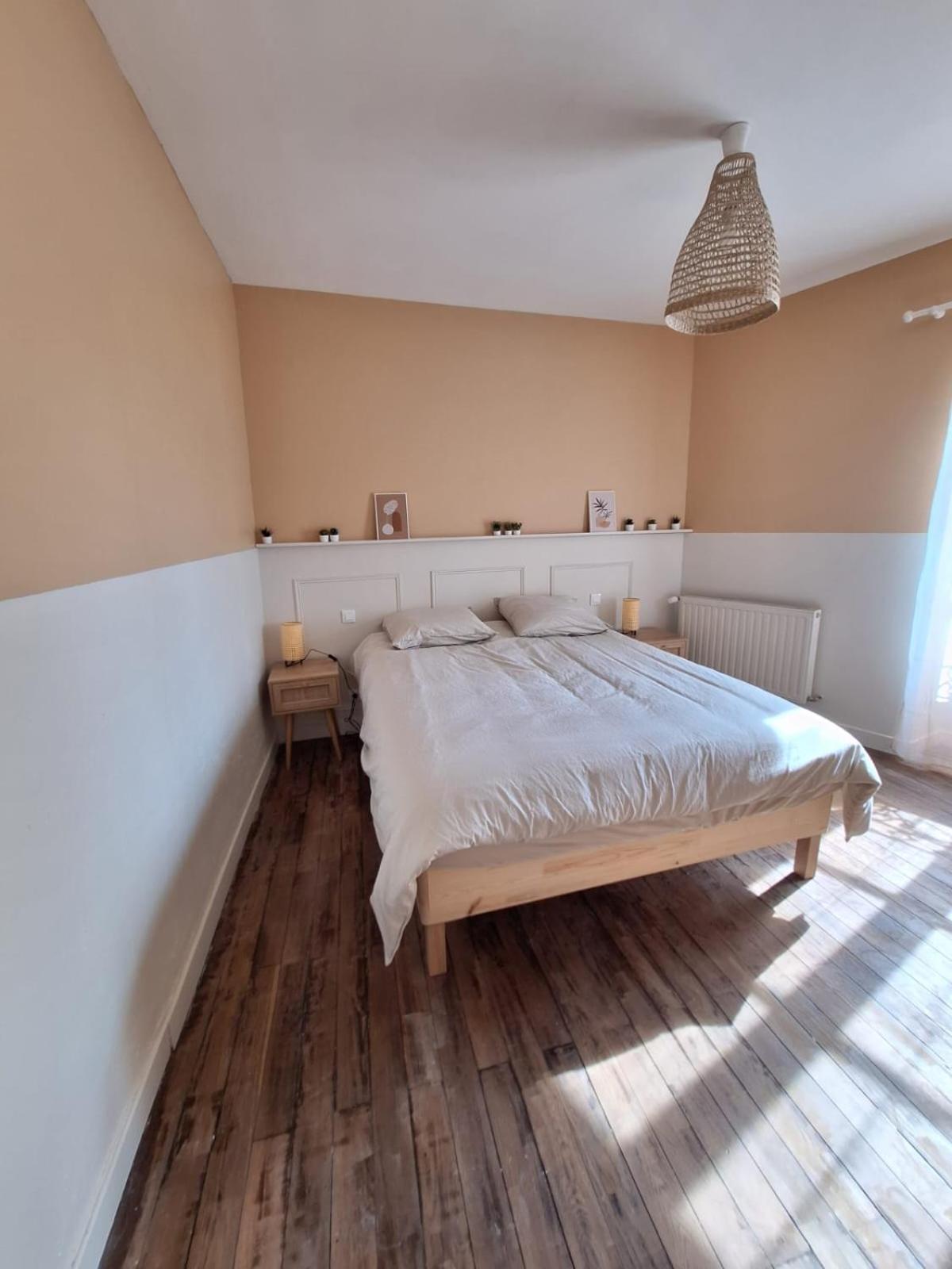 Charmante Maison A 2Min De La Porte St Jacques A パルトネー エクステリア 写真